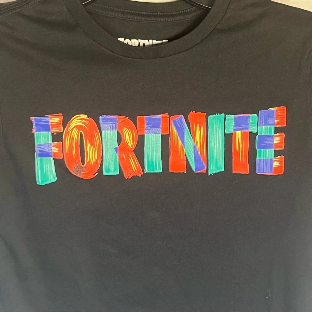 Fortnite Multicolored Brushstroke Graphic T-shirt‎ Black Kids Size Large Gamer